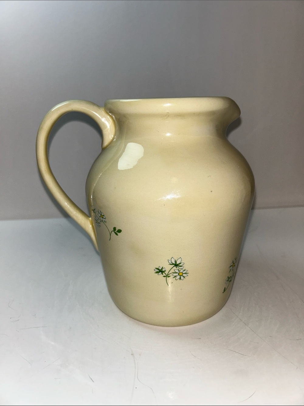 Vintage Unmarked Pottery Strawberry Pattern Ceramic Creamer or Syrup Pitcher - Picture 7 of 15